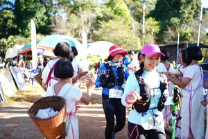 BIB: 337
                            <button type="button" onclick="openModal(19045958)" class="btn btn-primary btn-sm float-right btn-popup" data-toggle="modal" data-target=".modal-high-quality">
                        <i class="fas fa-shopping-cart"></i> Add to Cart
                    </button>
                                            <button type="button" onclick="isThisMe(19045958, true)" class="btn btn-success btn-sm float-right btn-popup btn-isme hidden" data-toggle="tooltip" data-placement="bottom" title="นี่คือรูปของคุณใช่ไหม คลิกที่นี่เพื่อเอาเข้าอัลบั้ม">
                        <i class="fas fa-plus"></i> Add to album
                    </button>
                    <button type="button" onclick="isThisMe(19045958, false)" class="btn btn-warning btn-sm float-right btn-popup btn-isnotme hidden">
                        <i class="fas fa-ban"></i> Remove from album
                    </button>